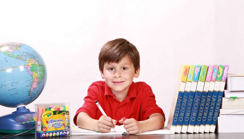 Dete uči, slika: https://pixabay.com